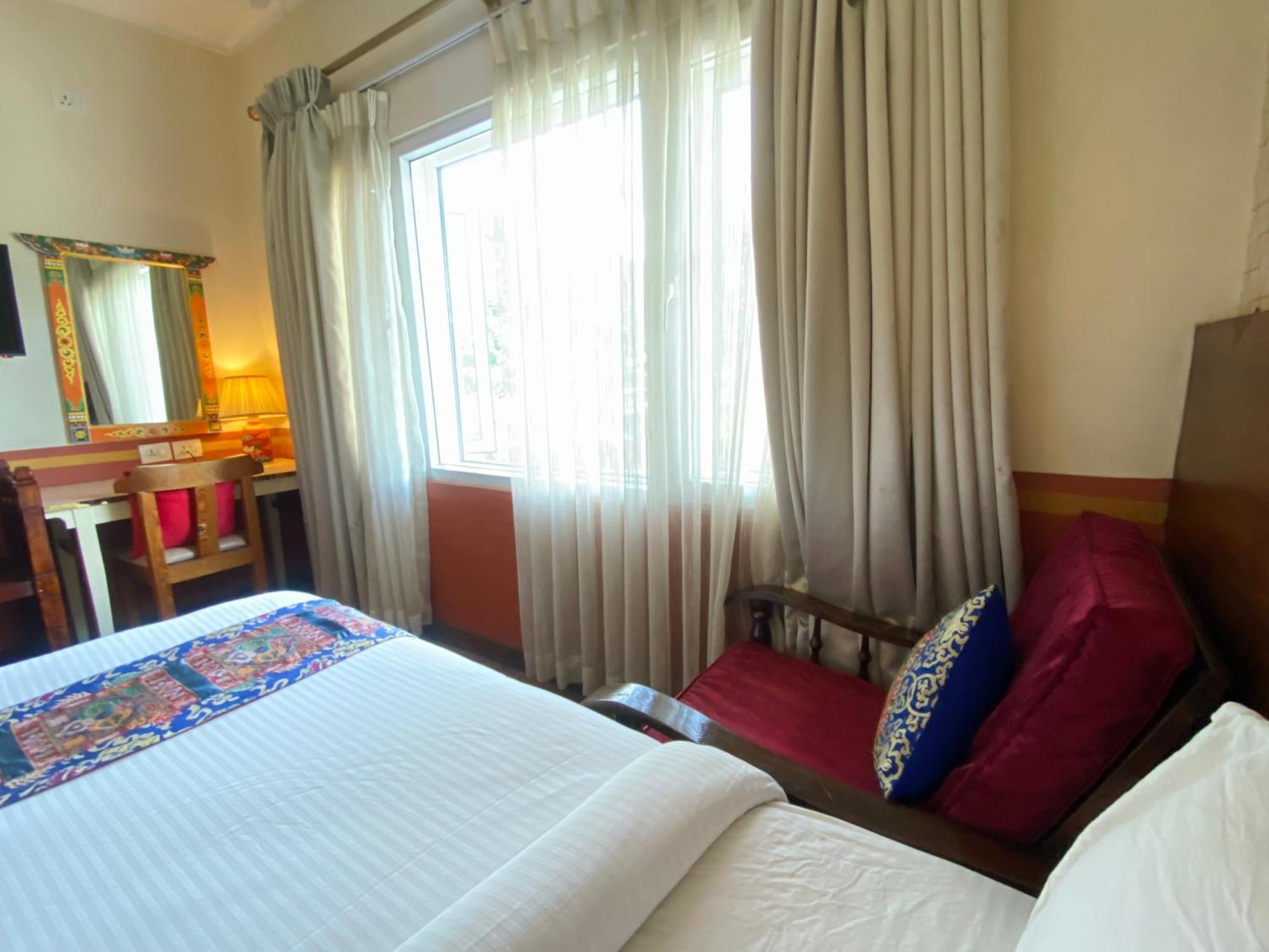 Three Jewels Boutique Hotel Pokhara Kültér fotó