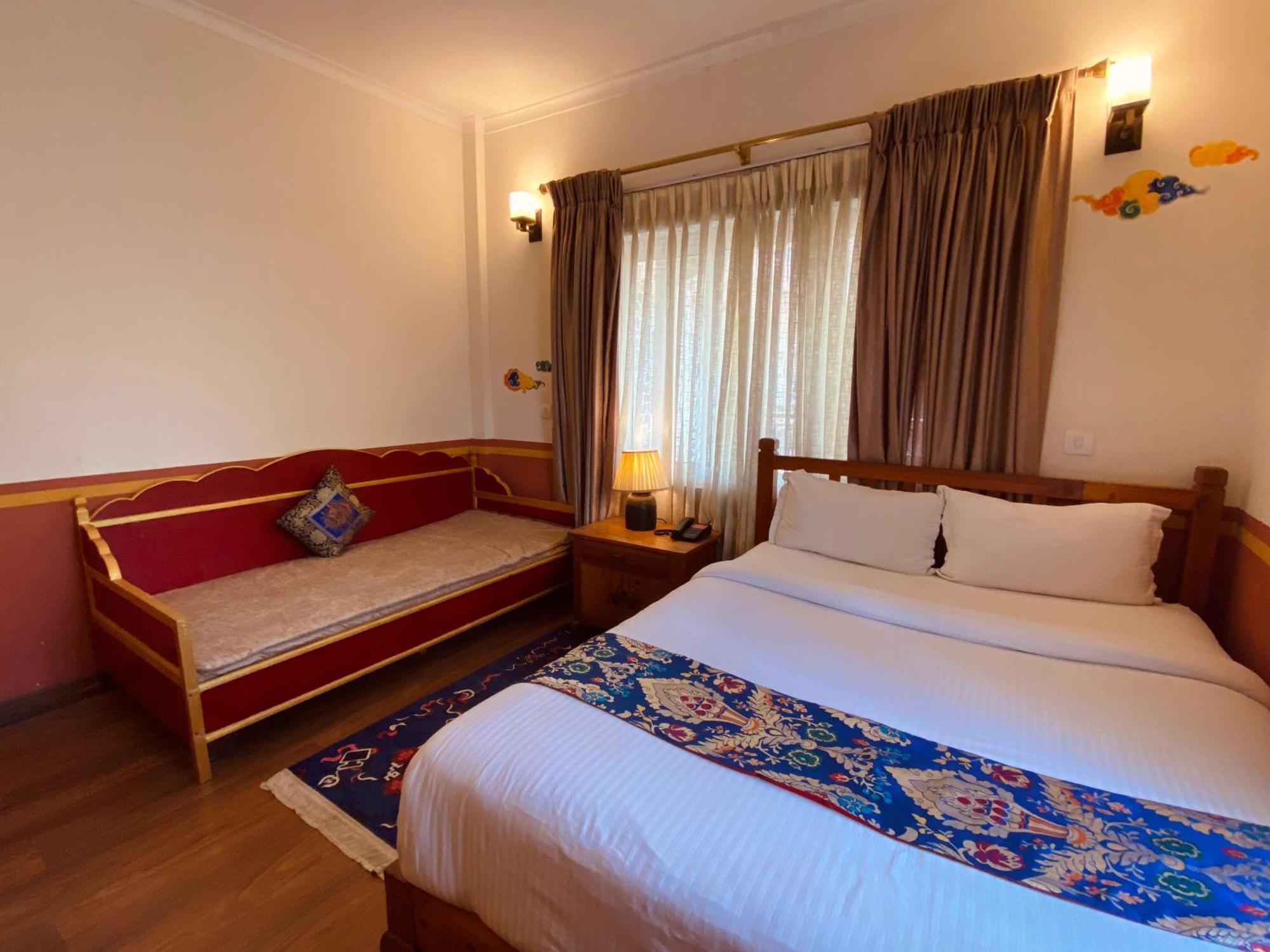 Three Jewels Boutique Hotel Pokhara Kültér fotó