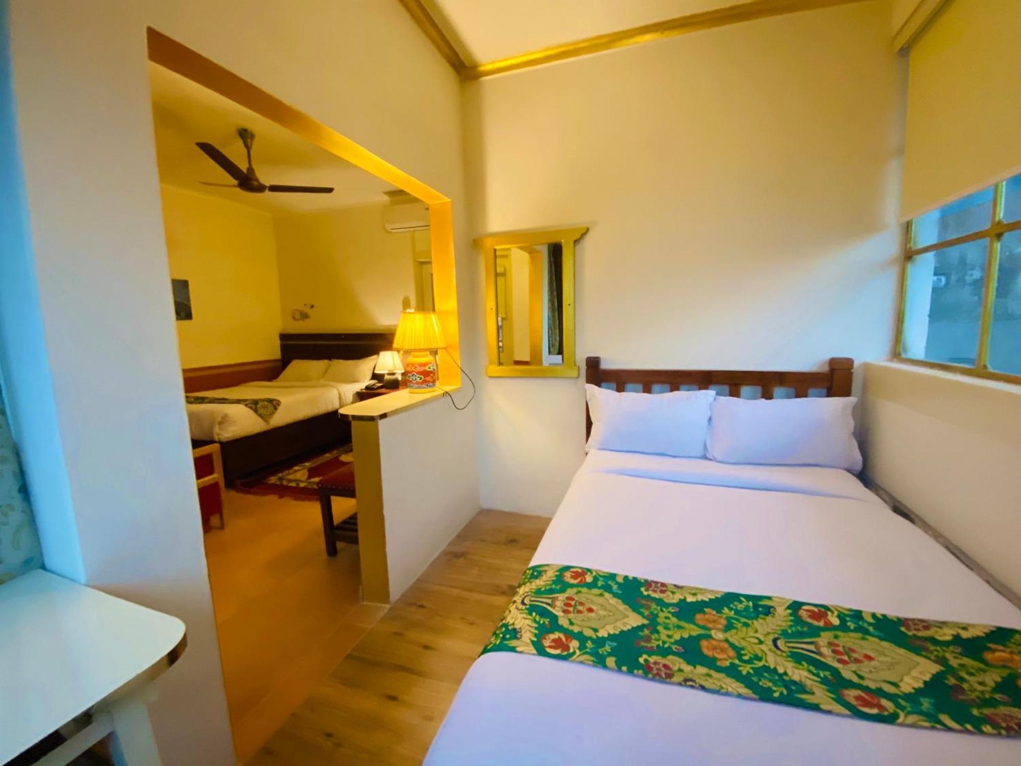 Three Jewels Boutique Hotel Pokhara Kültér fotó