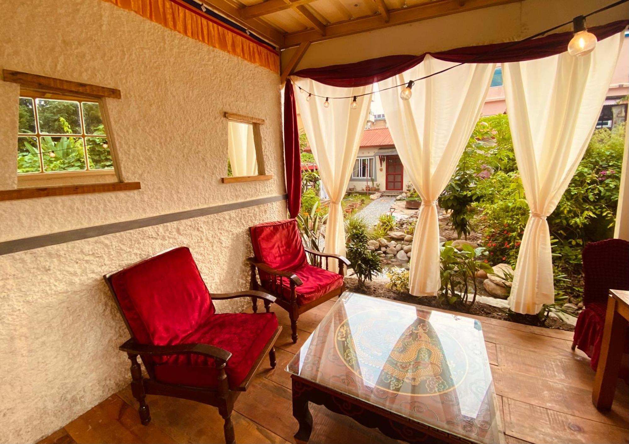 Three Jewels Boutique Hotel Pokhara Kültér fotó
