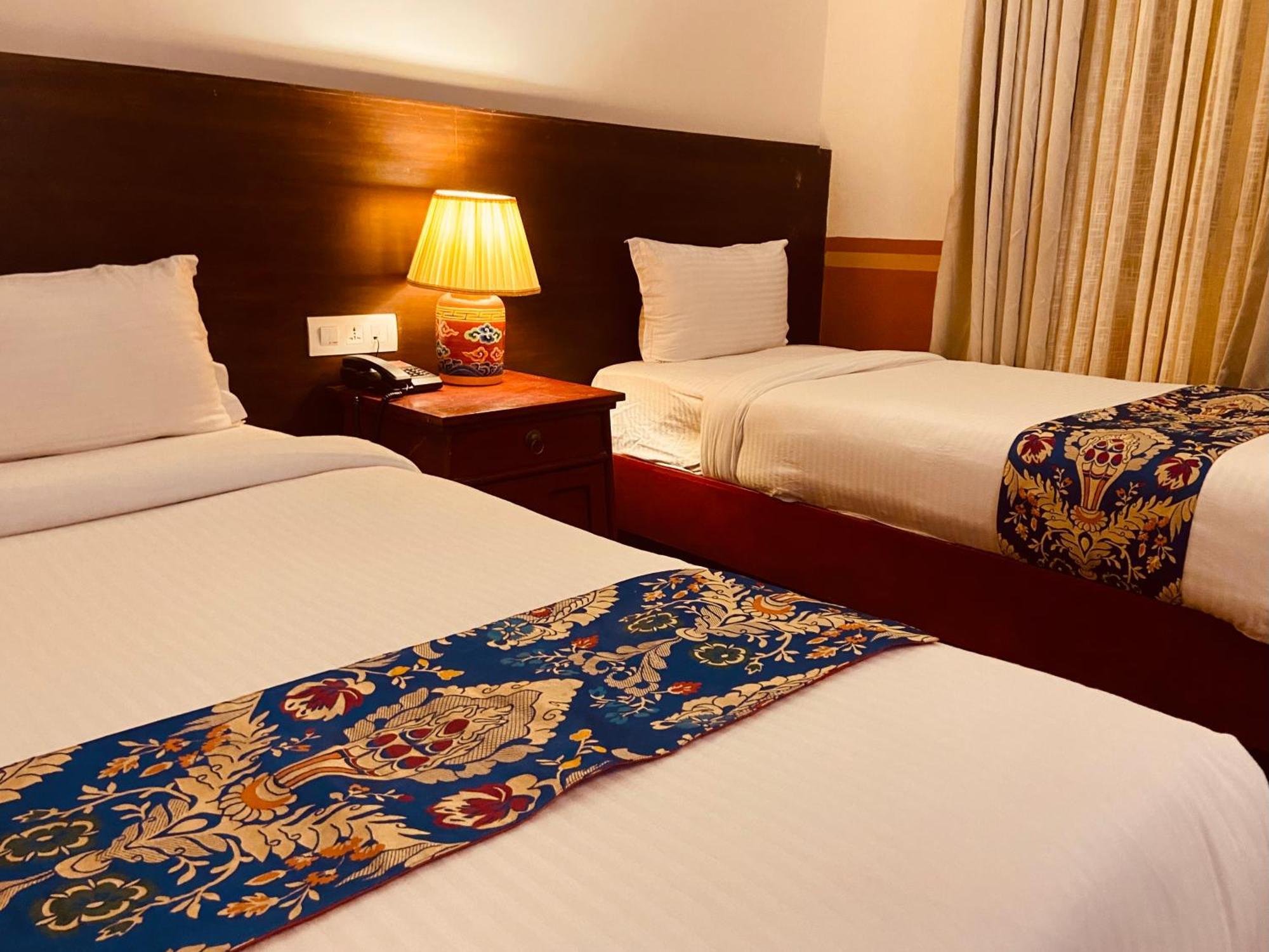 Three Jewels Boutique Hotel Pokhara Kültér fotó