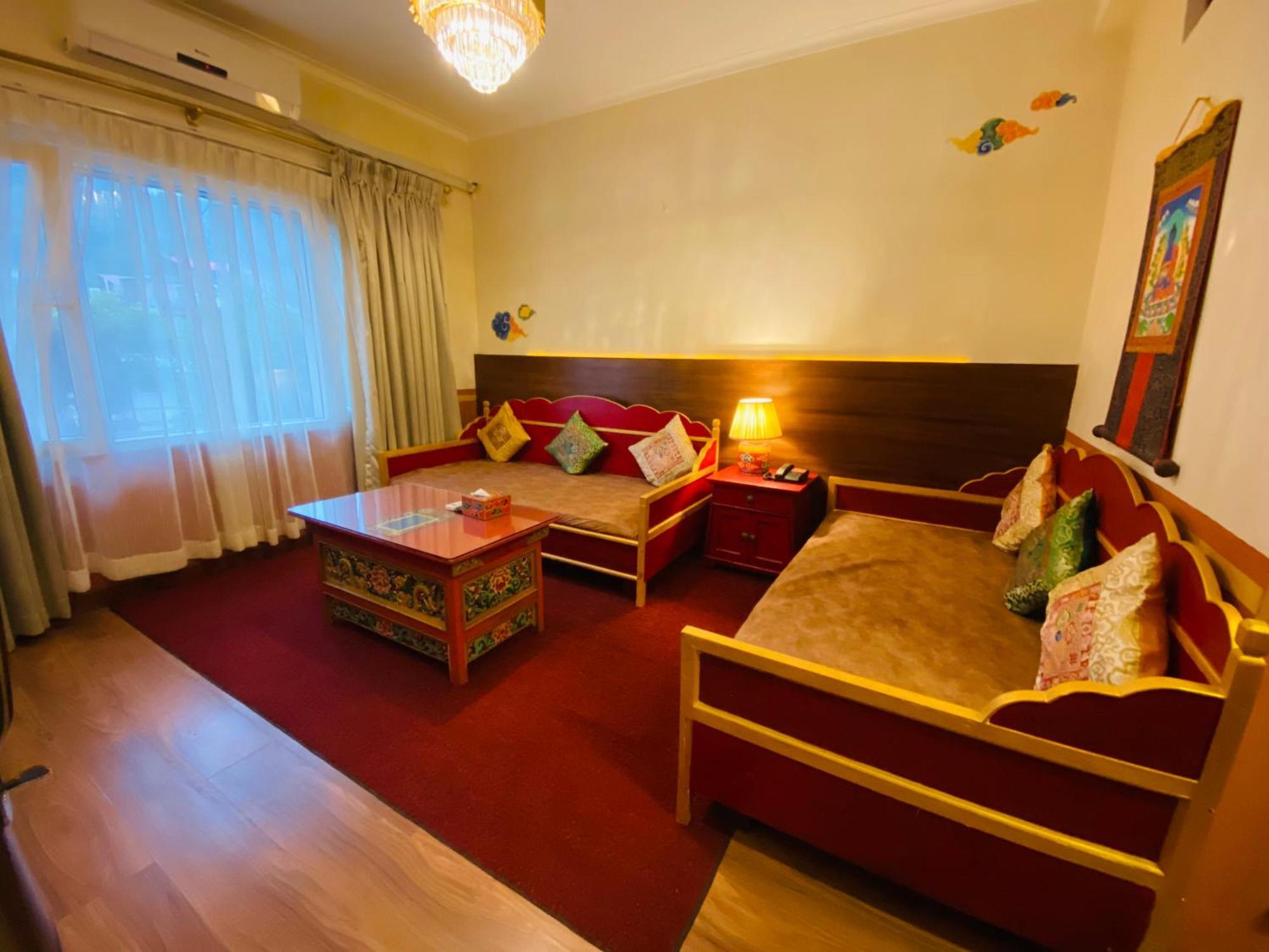 Three Jewels Boutique Hotel Pokhara Kültér fotó